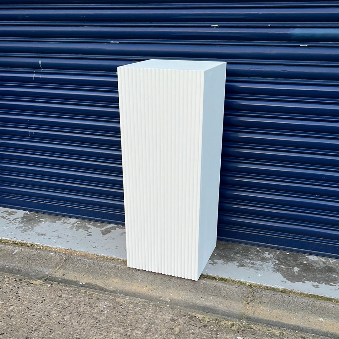 Ripple fronted plinth 40 x 90cm Painted White