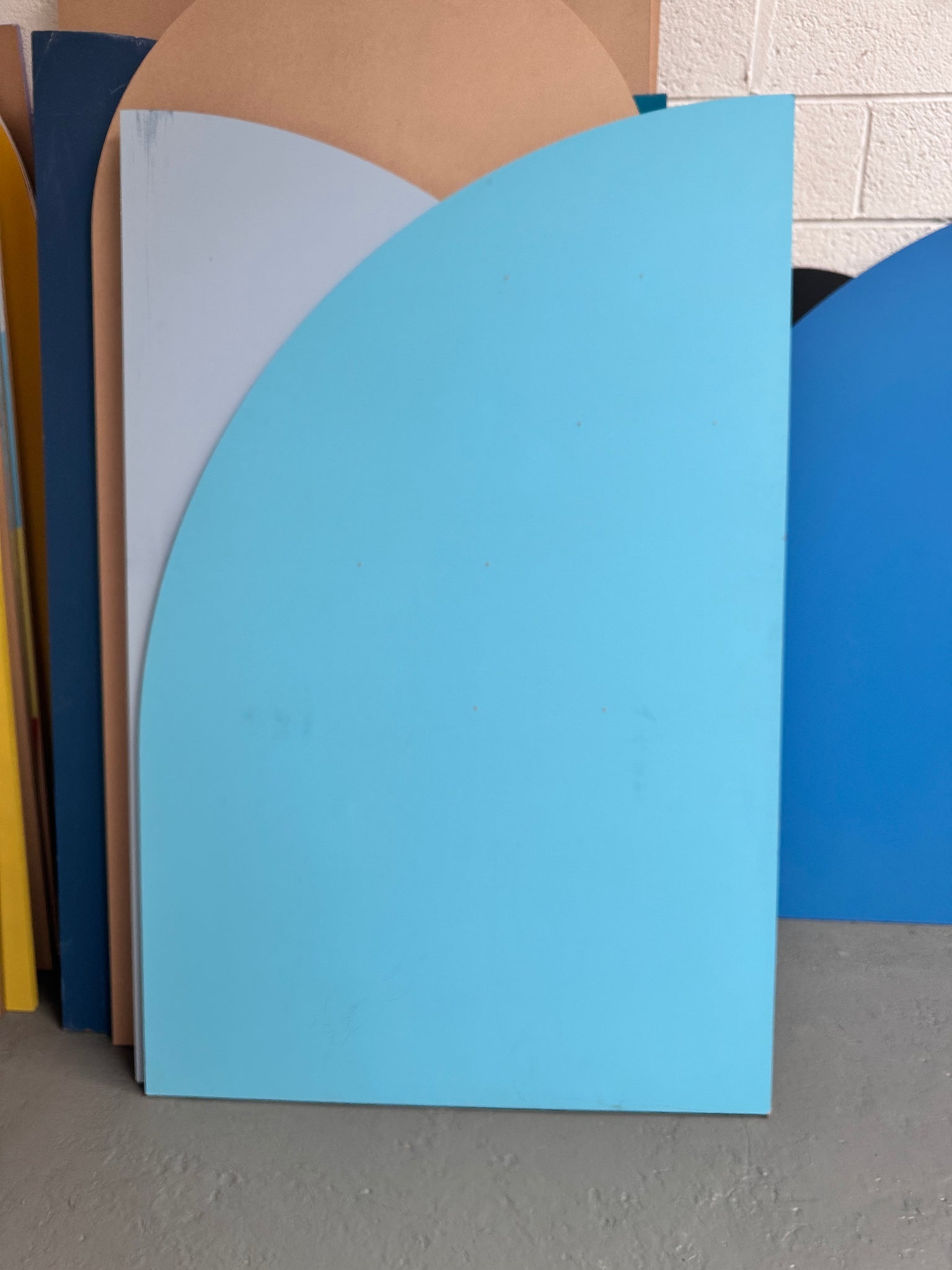Sale Backdrop Left Arch with stand 118 x 183cm with stand. Will need repainting