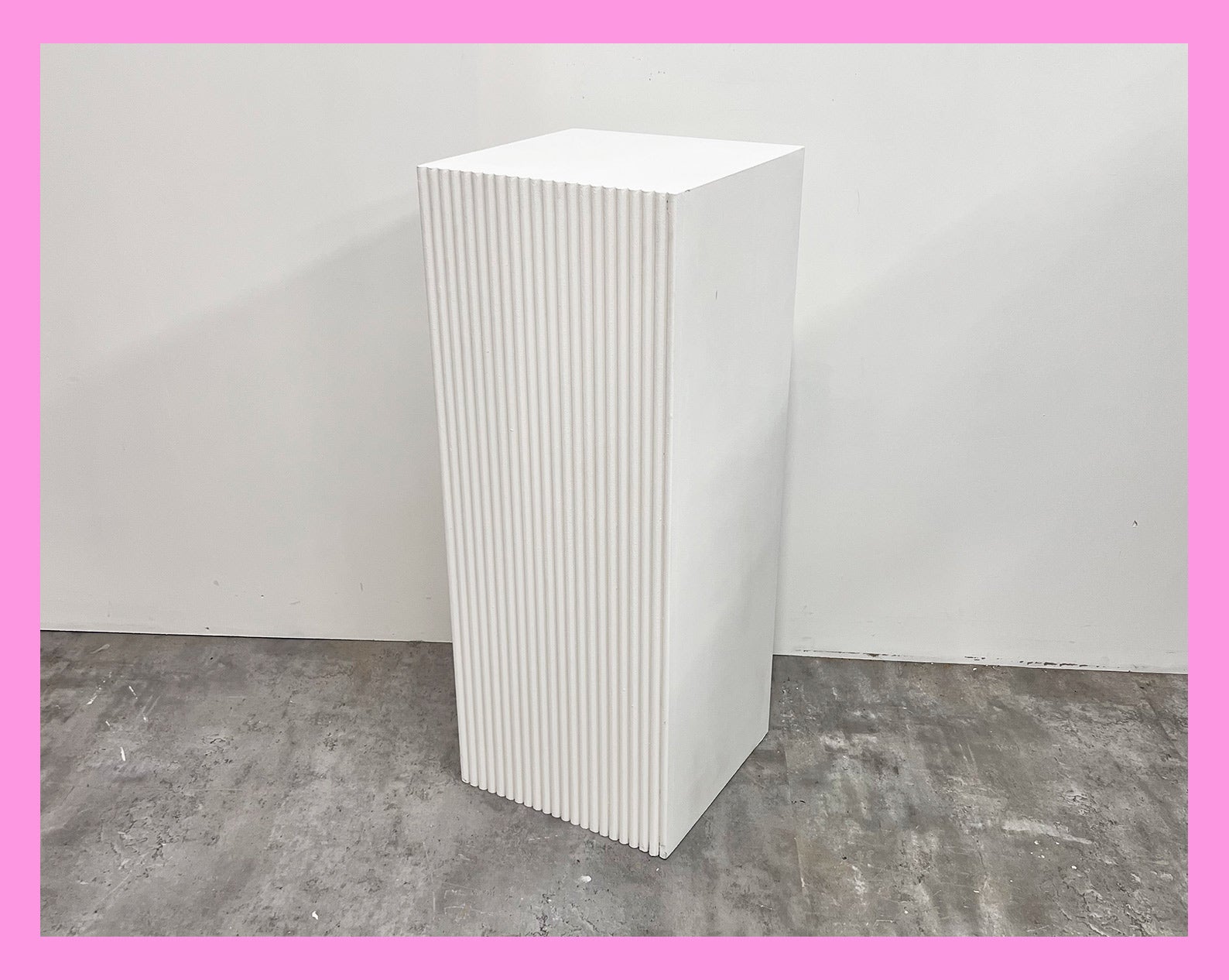 Ripple Fronted Plinth