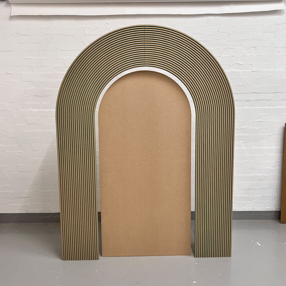 Large Ripple Arch 6.5 x 5ft with plain inner arch unpainted