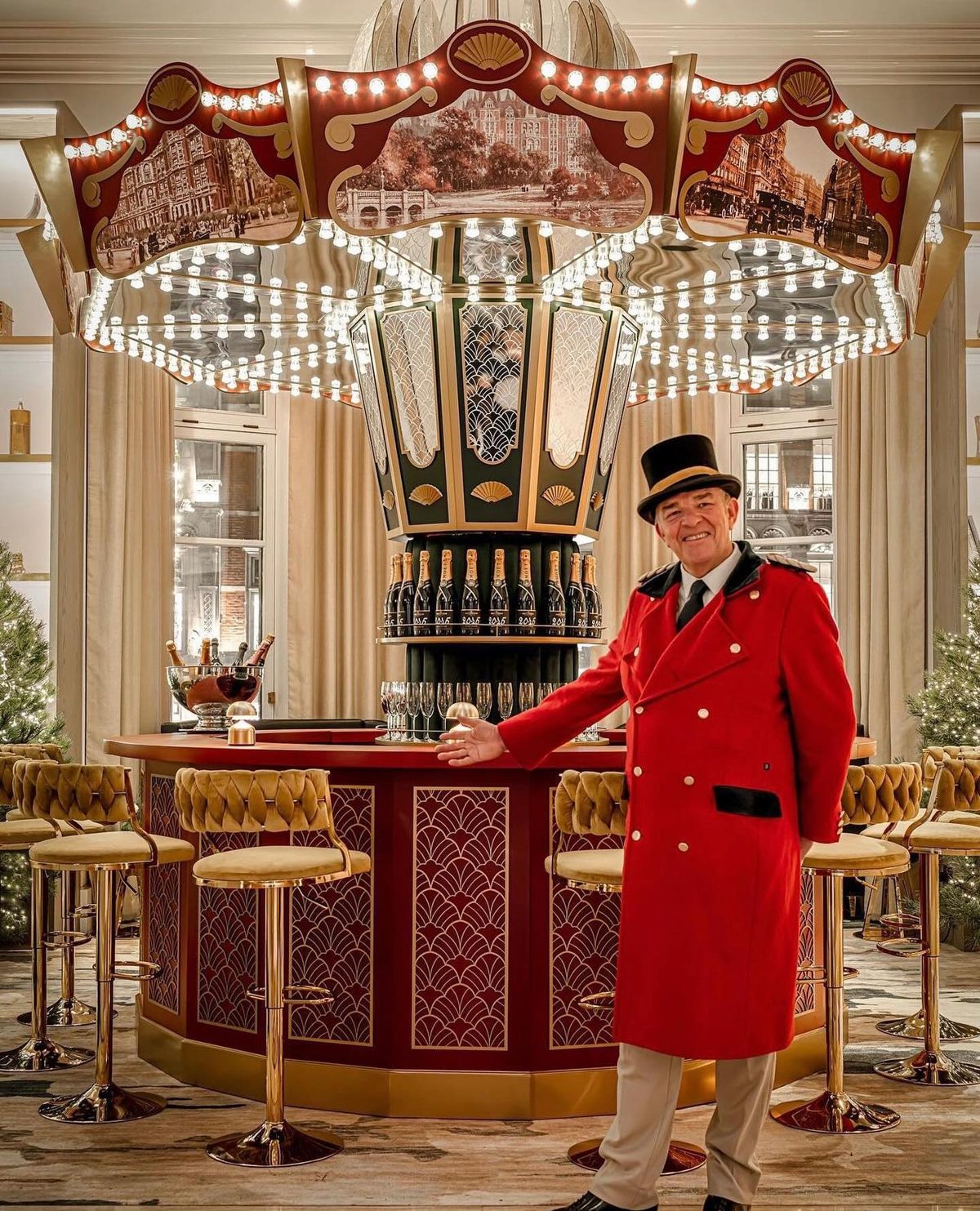Mandarin Oriental carousel bar
